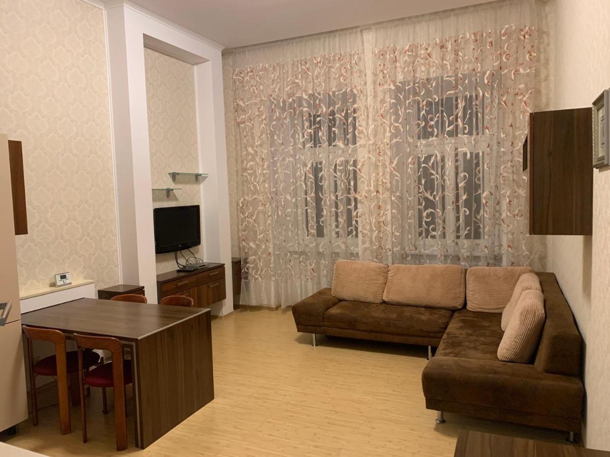 Apartment Sadova Karlovy Vary Exteriör bild